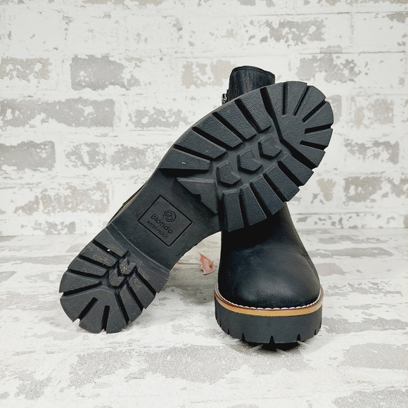 NEW Blondo Dakota Black Leather Side Zipper Buckle Waterproof Ankle Boots W562 - Picture 8 of 12